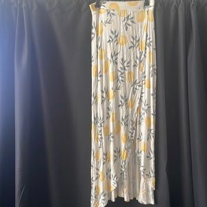 Women’slong skirt